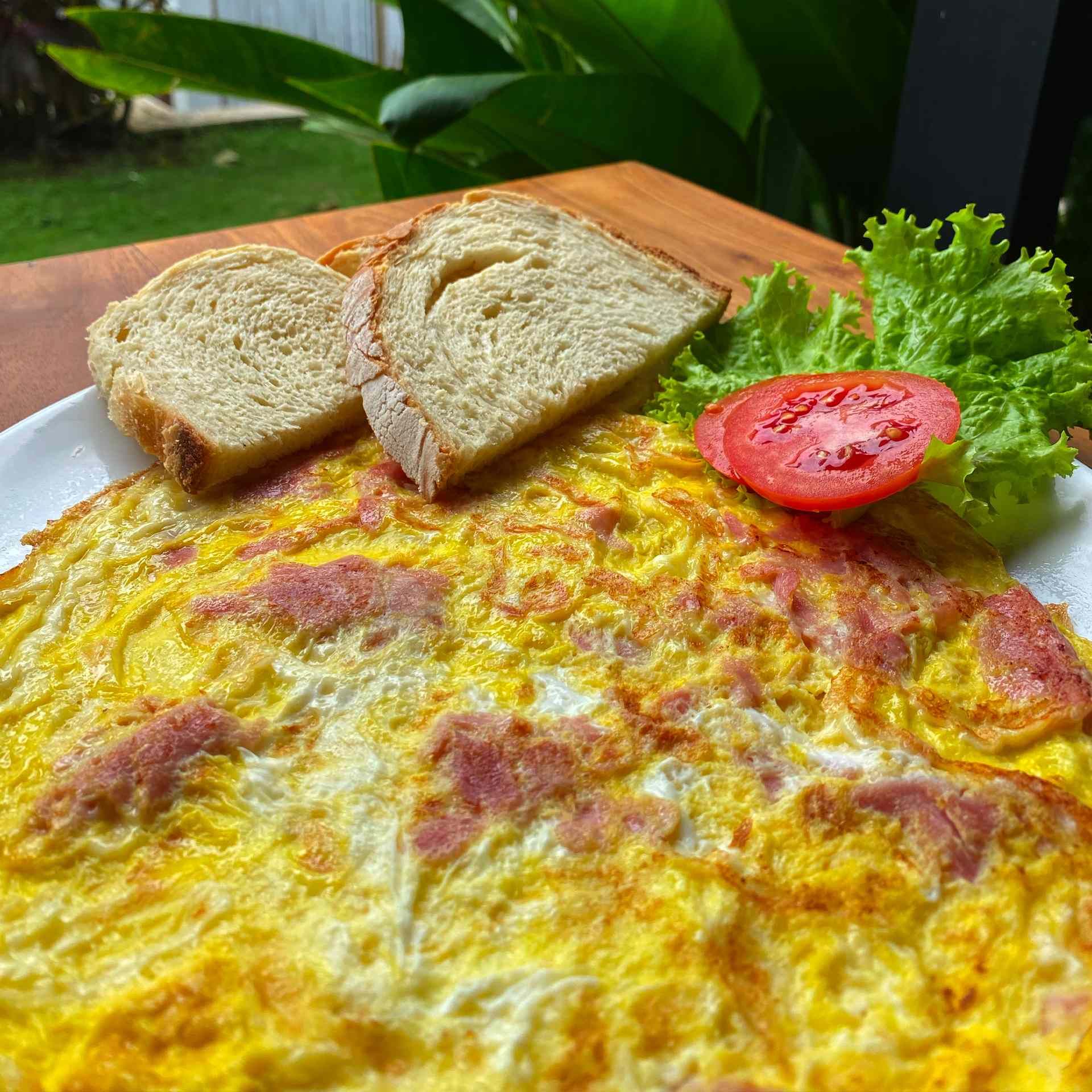 cheese ham omelette