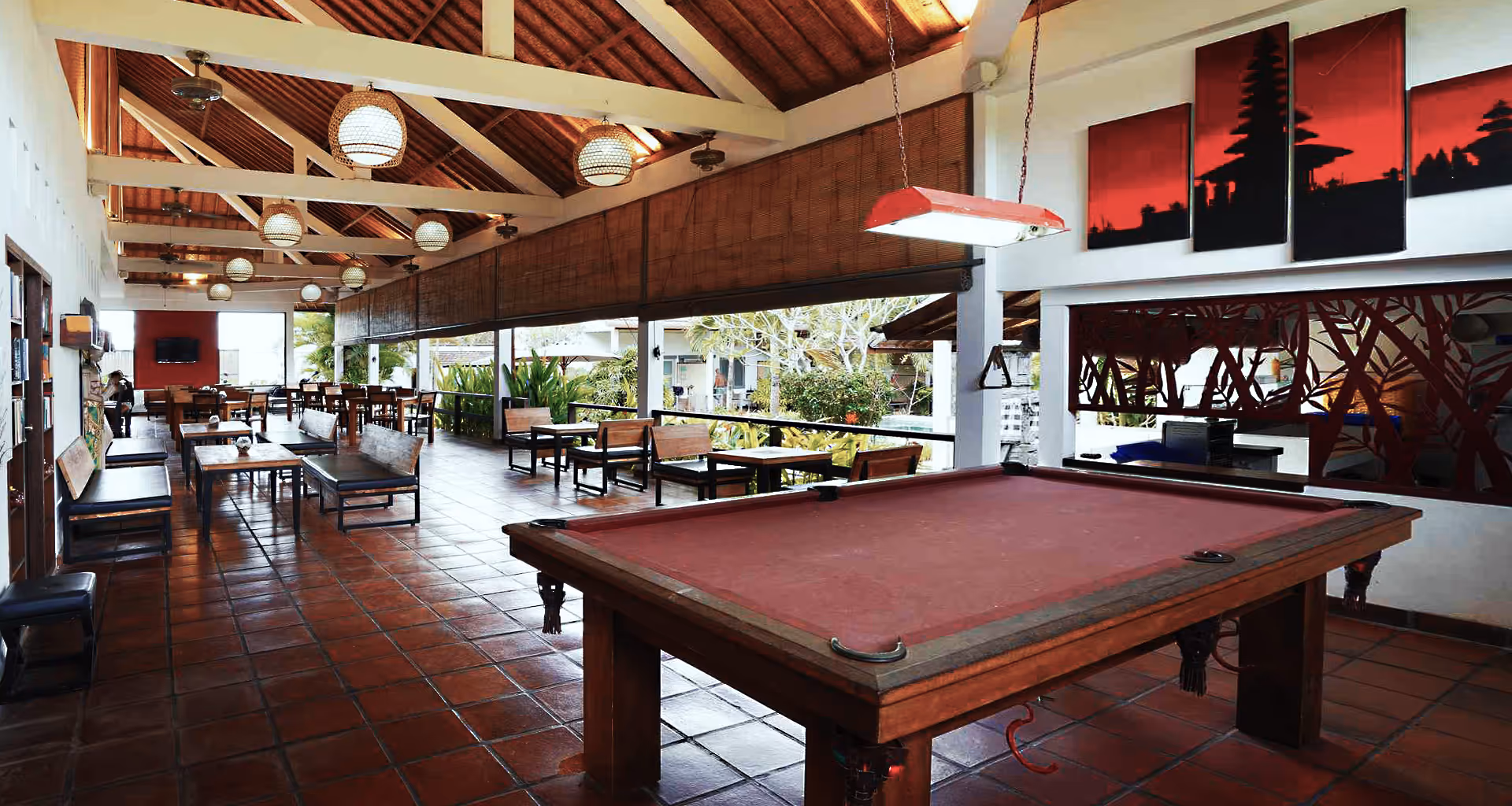 Casa Asia restaurant, near the Big Garuda Statue. It's quiet, airy, big, and far far from any traffic!